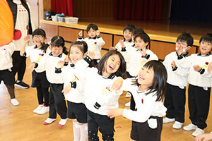 体操教室　ー跳び箱ー　ひまわり