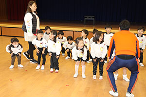 体操教室　ー跳び箱ー　ひまわり