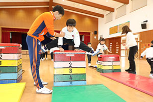 体操教室　ー跳び箱ー　さくら