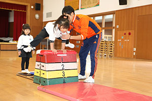 体操教室　ー跳び箱ー　さくら