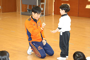 体操教室　ー跳び箱ー　さくら