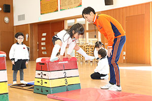 体操教室　ー跳び箱ー　たんぽぽ