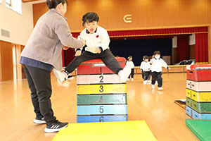 体操教室　ー跳び箱ー　たんぽぽ