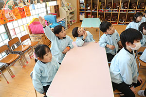 科学教室「色の不思議」　D・E