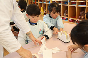 科学教室「色の不思議」　D・E