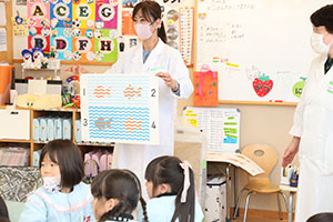 科学教室「色の不思議」　D・E