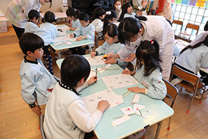 科学教室「色の不思議」　D・E