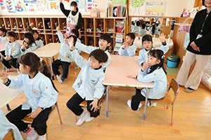 科学教室「色の不思議」　A・B・C