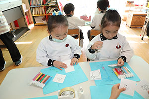 科学教室「色の不思議」　A・B・C