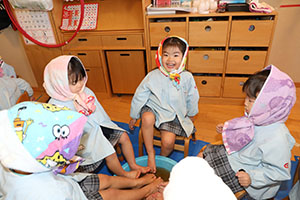 足湯♨気持ちよかったね　こあら（ひよこ）