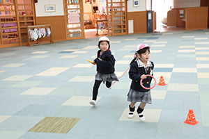 リレー楽しかったね　きりん・うさぎ・B