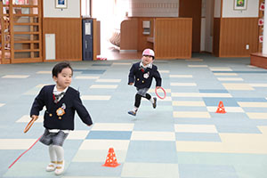 リレー楽しかったね　きりん・うさぎ・B