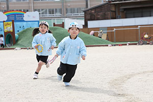 リレー楽しかったね　こあら・ぱんだ