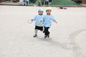 リレー楽しかったね　こあら・ぱんだ