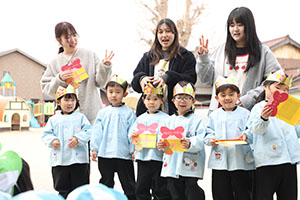 2月生まれの誕生会　「リレー」　 年少組