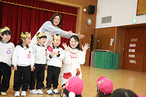 2月生まれの誕生会　「ドッジボール」　 年中組