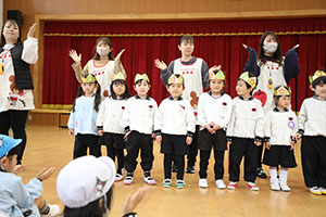 2月生まれの誕生会　「ドッジボール」　 年中組