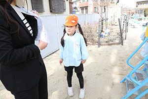 2月生まれの誕生会　「逃走中ゲーム」　 年長組