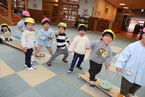 サーキット遊び　ひよこ・あひる・ぺんぎん