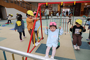 サーキット遊び　ひよこ・あひる・ぺんぎん