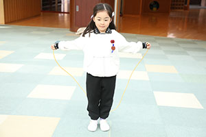 縄跳び大会　年中　NO．2