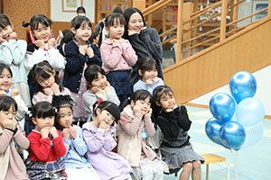 わくわくパーティ　集合写真の様子