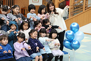 わくわくパーティ　集合写真の様子