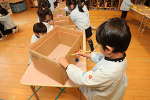 電車の制作　ことり