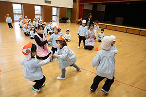 リレー楽しかったね　きりん・E