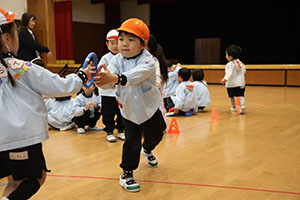 リレー楽しかったね　きりん・E