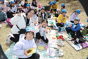 お別れ遠足で南部丘陵公園に行きました　年長組 NO.2