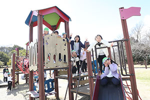 お別れ遠足で南部丘陵公園に行きました　年長組 NO.1