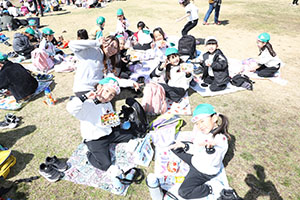 お別れ遠足で南部丘陵公園に行きました　年長組 NO.1