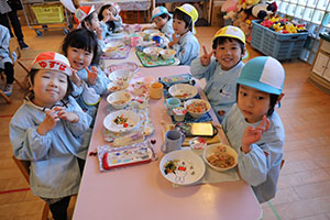 お楽しみ会🎵　こあら・ぱんだ・きりん（ひまわり）　NO．2