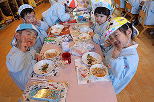 お楽しみ会🎵　こあら・ぱんだ・きりん（ひまわり）　NO．2