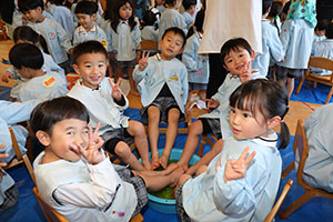 お楽しみ会🎵　こあら・ぱんだ・きりん（ひまわり）　NO．1