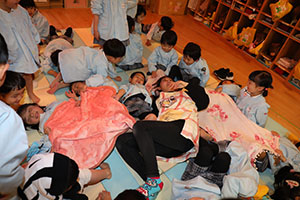 お楽しみ会🎵　こあら・ぱんだ・きりん（ひまわり）　NO．1