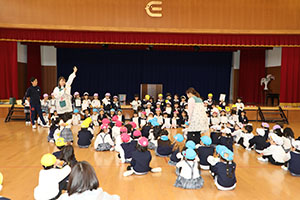 がんばりマンカード　表彰式　年中組