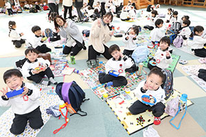 中部公園　遠足楽しかったね　　年少　NO.2