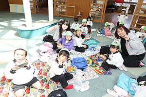 中部公園　遠足楽しかったね　　年少　NO.2