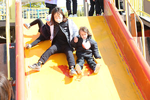 中部公園　遠足楽しかったね　　年少　NO.2