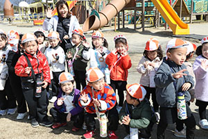 中部公園　遠足楽しかったね　　年少　NO.1