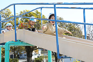 中部公園　遠足楽しかったね　　年少　NO.1