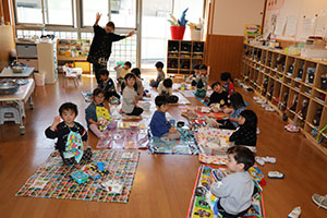 遠足ごっこ　ひよこ・あひる・ぺんぎん　NO．2