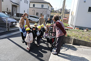 遠足ごっこ　ひよこ・あひる・ぺんぎん　NO．1