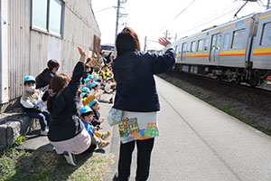 遠足ごっこ　ひよこ・あひる・ぺんぎん　NO．1