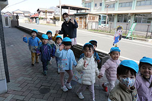 遠足ごっこ　ひよこ・あひる・ぺんぎん　NO．1