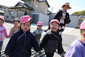 遠足ごっこ　ひよこ・あひる・ぺんぎん　NO．1