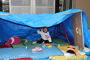 キャンプごっこ　E