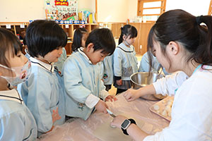 育てたカブいただきます　すみれ